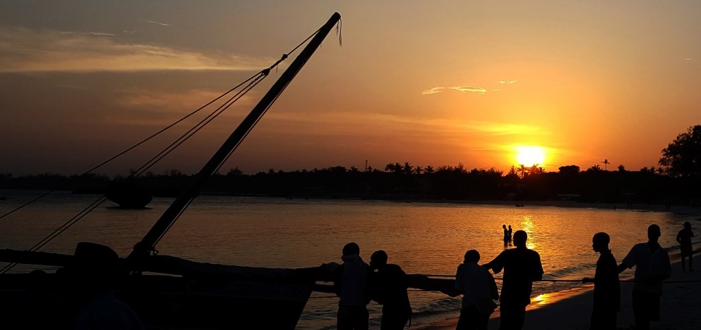 Blue Bay Kenya Tramonto