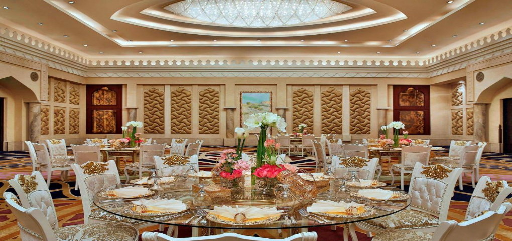 Sharq Village & Spa Ritz Carlton Hotel Doha Qatar Ristorante