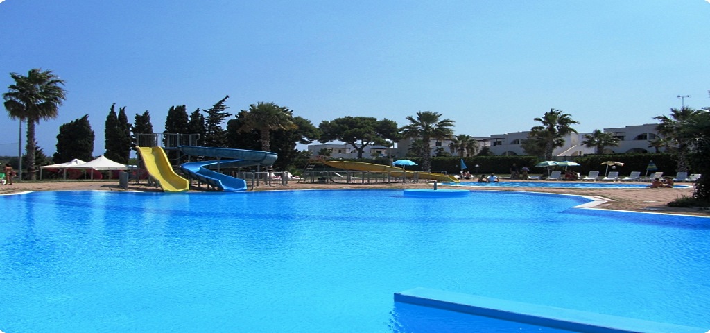 Villaggio Alba Azzurra Torre dell'Orso Salento Piscina