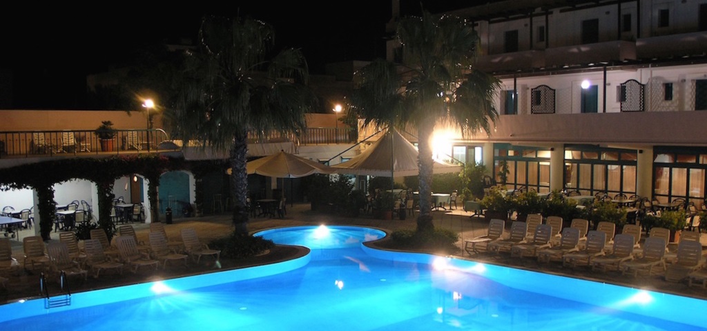 Villaggio Costa del Salento Village Lido Marini Ugento Pool Night