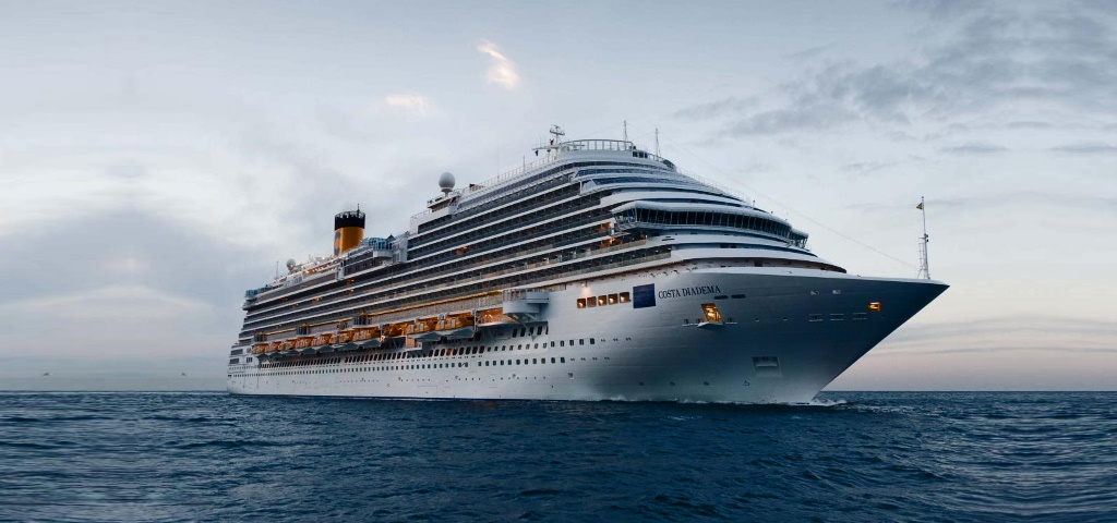 Nave Costa Diadema