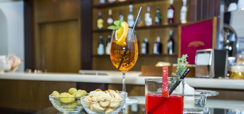 Cavalieri Urban Hotel Noci Bari Puglia Bar