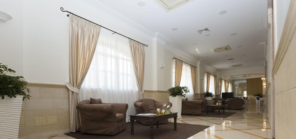 Cavalieri Urban Hotel Noci Bari Puglia Hall