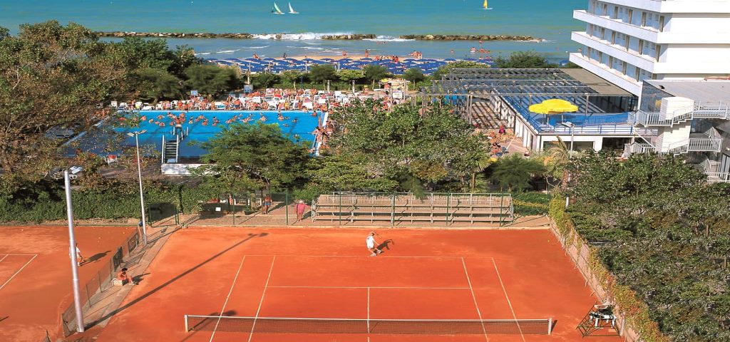 Bluserena Serena Majestic Montesilvano Pescara Abruzzo Campo da Tennis